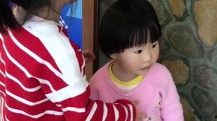 我脱了姐的衣服视频